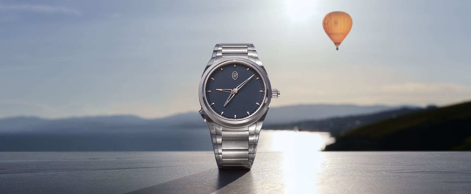 W-23_TONDA_PF_GMT_RATTRAPANTE_STEEL_1940x800